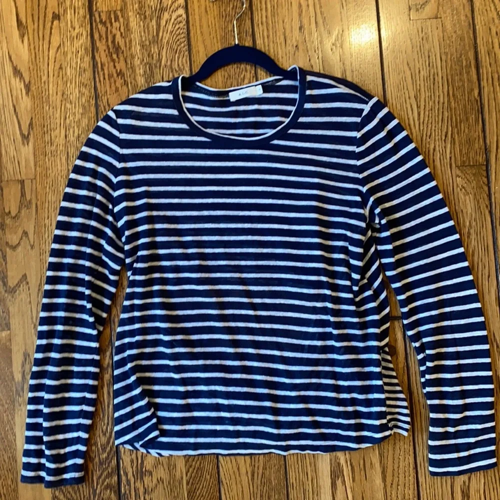 A.L.C. Combo Navy Stripe Open Back Tee Shirt Long Sleeve Linen - Picture 2 of 8